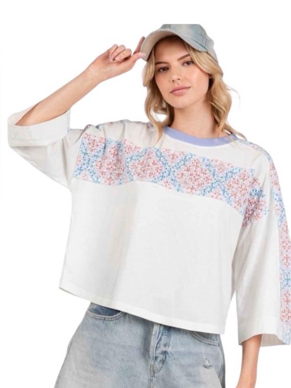 Sage + Fig White Cropped Sweatshirt with Pastel Band Embroidery NWOT